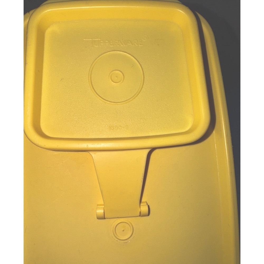 Tupperware Modular Mates Super Cereal Storer Keeper 20 Cup/4.8L Yellow Seal - Picture 2 of 5